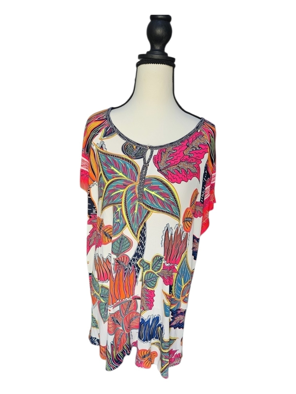 Soft Surroundings Tigerwood Placed Print Tunic Top in Ecru Multi - Picture 4 of 9